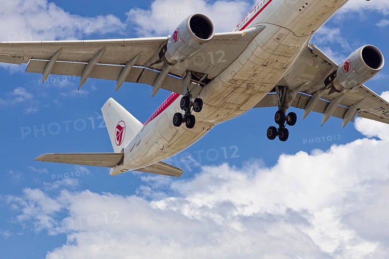 Passenger plane with deployed landing gear, Montreal, Province of Quebec, Canada