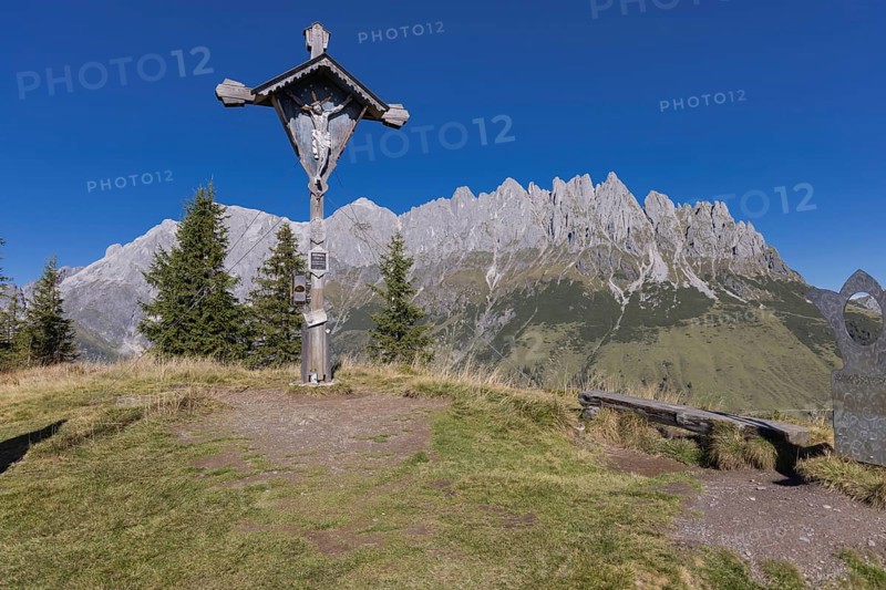 Landscape panorama, Hochkönig, mountains, Salzburg, autumn, Hochkeil, summit cross