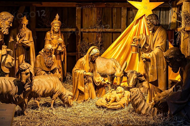 Nativity scene at the Christmas market in Erfurt at dusk, Thuringia, Germany