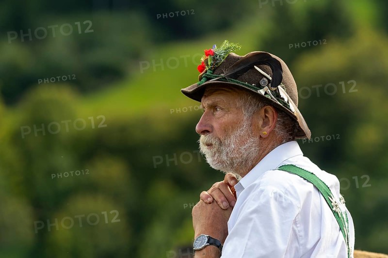 Cattle drive, herdsman, portrait, felt hat, chamois beard, traditional traditional costume, Oberstdorf, Oberallgäu, Allgäu Alps, Bavaria, Germany