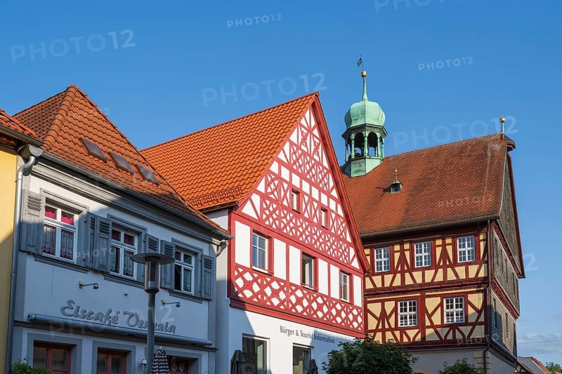 Tourist information centre and town hall, beautiful half-timbered houses in the old town, Bad Staffelstein, Upper Franconia, Franconia, Bavaria, Germany