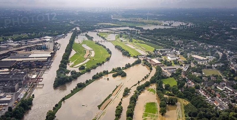 Aerial photograph, Ruhr floods, floods at the Styrum waterworks, Styrum - South, Mülheim an der Ruhr, Ruhr area, North Rhine-Westphalia, Germany, DE, Europe, birds-eyes view, aerial photograph, aerial photography, aerial photography, overview, bird's eye view, floods, floods of the century
