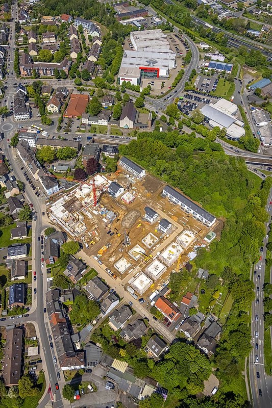 Aerial view, construction site and new building residential area Rudolf-Harbig-Straße, Heißen - Mitte, Mülheim an der Ruhr, Ruhr area, North Rhine-Westphalia, Germany, construction work, construction area, construction site, building plots, construction crane, construction project, construction site, property developer Wilma Wohnen, DE, Europe, property tax, real estate, aerial view, aerial photography, aerial photography, new building, overview, bird's-eye view, residential estate, living and living, residential area, residential buildings, residential quality, residential neighbourhood, housing estate, birds-eyes view, overview