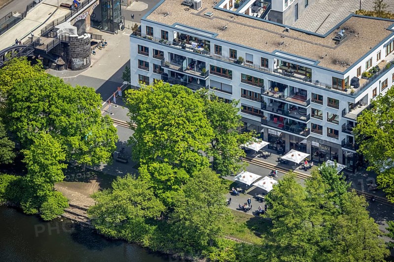 Aerial view, Ruhrpromenade Mülheim, outdoor catering, Altstadt I, Mülheim an der Ruhr, Ruhr area, North Rhine-Westphalia, Germany, Altstadt, Corona crisis, Corona measures, Corona virus, Covid-19, DE, Europe, gastronomy, aerial view, aerial photography, aerial photography, Ruhrpromenade, overview, bird's-eye view, overview