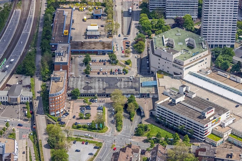 Aerial view, Forum City Mülheim, Hans-Böckler-Platz, Mülheim main station, Altstadt I - Südost, Mülheim an der Ruhr, Ruhr area, North Rhine-Westphalia, Germany, Altstadt, Am central railway station, railway station, DE, Deutsche Bahn AG, Europe, main station, Hbf, aerial view, aerial photography, aerial photography, overview, bird's-eye view, overview