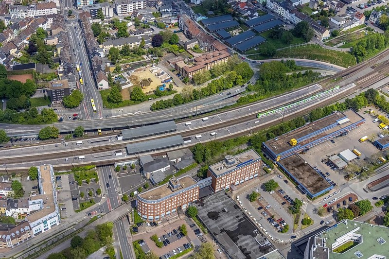 Aerial view, Forum City Mülheim, Hans-Böckler-Platz, Mülheim main station, Altstadt II - Südost, Mülheim an der Ruhr, Ruhr area, North Rhine-Westphalia, Germany, Altstadt, Am central railway station, railway station, DE, Deutsche Bahn AG, Europe, main station, Hbf, aerial view, aerial photography, aerial photography, overview, bird's-eye view, overview