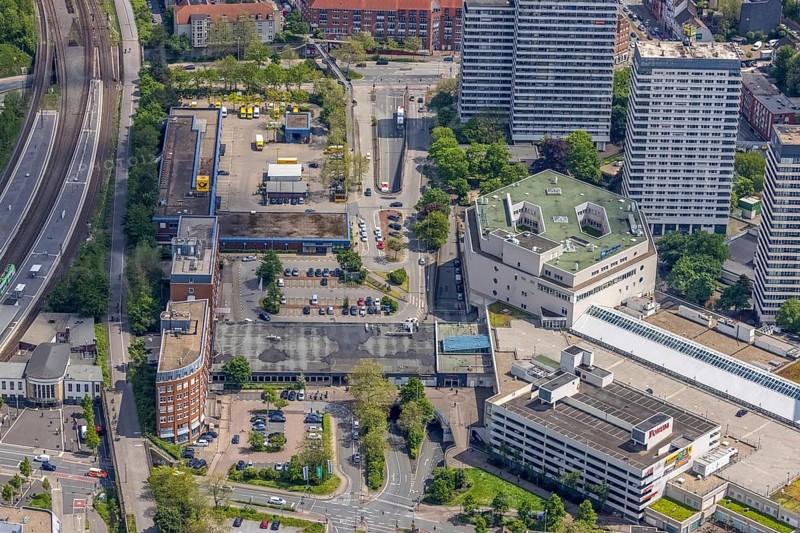 Aerial view, Forum City Mülheim, Hans-Böckler-Platz, Mülheim main station, Altstadt I - Südost, Mülheim an der Ruhr, Ruhr area, North Rhine-Westphalia, Germany, Altstadt, Am central railway station, railway station, DE, Deutsche Bahn AG, Europe, main station, Hbf, aerial view, aerial photography, aerial photography, overview, bird's-eye view, overview