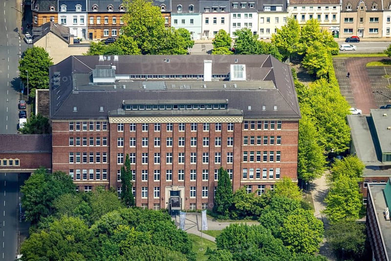Aerial view, Mannesmann Precision Tubes GmbH building, Altstadt II, Mülheim an der Ruhr, Ruhr area, North Rhine-Westphalia, Germany, DE, Europe, commercial enterprises, commercial area, commercial site, commercial use, industrial area, industrial site, aerial photograph, aerial photography, aerial photography, overview, bird's-eye view, birds-eyes view, overview