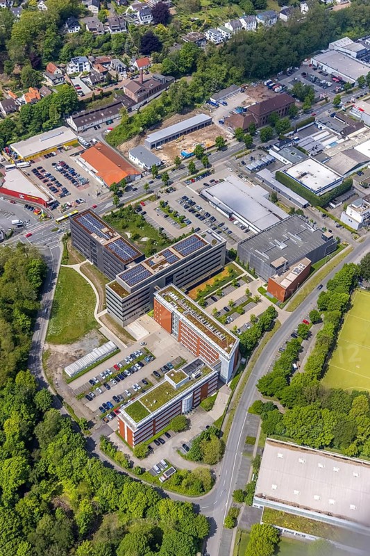 Aerial view, company campus ALDI International Services GmbH, Saarn, Mülheim an der Ruhr, Ruhr area, North Rhine-Westphalia, Germany, Aldi Süd, DE, Europe, commercial enterprises, commercial area, commercial location, commercial use, industrial area, industrial building, industrial location, aerial view, aerial photography, aerial photography, Mintarder Straße, photovoltaic, photovoltaic system, solar, solar system, solar energy, solar energy, overview, bird's eye view, birds-eyes view, overview
