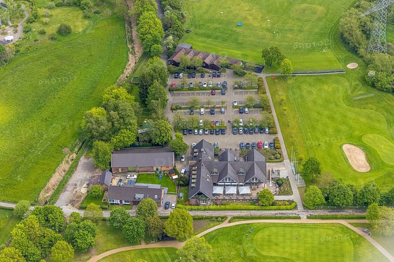Aerial view, clubhouse golf club Mülheim an der Ruhr, clubhouse, Saarn - Süd, Mülheim an der Ruhr, Ruhr area, North Rhine-Westphalia, Germany, DE, Europe, golf, golf course, golf club, aerial view, aerial photography, aerial photography, overview, birds-eyes view, overview
