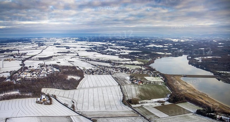 Aerial view of Möhnesee in winter with snow and view of Körbecke in Möhnesee in Sauerland in North Rhine-Westphalia, Germany, Möhnesee, Sauerland, North Rhine-Westphalia, DE, Europe, aerial photo, birds-eyes view, aerial photography, aerial photography, overview, overview, bird's eye view