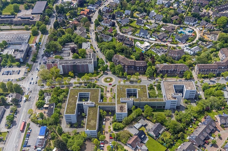 Aerial view, office building Aon Deutschland Holding, Saarn, Mülheim an der Ruhr, Ruhr area, North Rhine-Westphalia, Germany, DE, Europe, commercial enterprises, commercial area, commercial area, commercial location, commercial use, roundabout, roundabout, aerial view, aerial photography, aerial photography, overview, bird's-eye view, overview