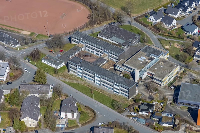 Aerial photo, St. Walburga Hauptschule und Realschule der Stadt Meschede, Meschede-Stadt, Meschede, Sauerland, North Rhine-Westphalia, Germany, education, educational institution, DE, Europe, educational institute, aerial photo, aerial photography, aerial photography, Schederweg, school, overview, bird's eye view, birds-eyes view, overview