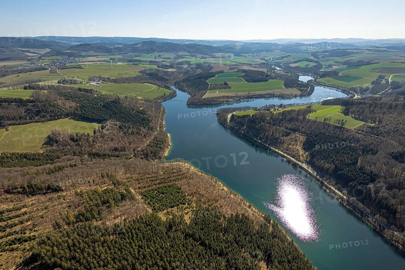 Aerial view, Hennesee, Hennetalsperre, Berghausen, Meschede, Sauerland, North Rhine-Westphalia, Germany, DE, Europe, hilly landscape, aerial view, aerial photography, aerial photography, lake, reservoir, overview, bird's-eye view, overview
