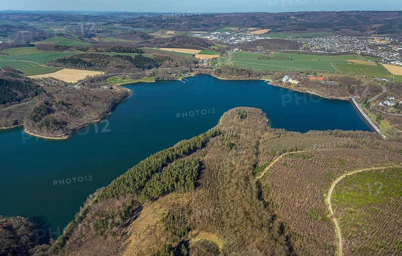 Aerial view, Hennesee, Hennetalsperre, Hennesee dam, Berghausen, Meschede, Sauerland, North Rhine-Westphalia, Germany, DE, Europe, hilly landscape, aerial view, aerial photography, aerial photography, lake, dam wall, reservoir, overview, bird's-eye view, overview