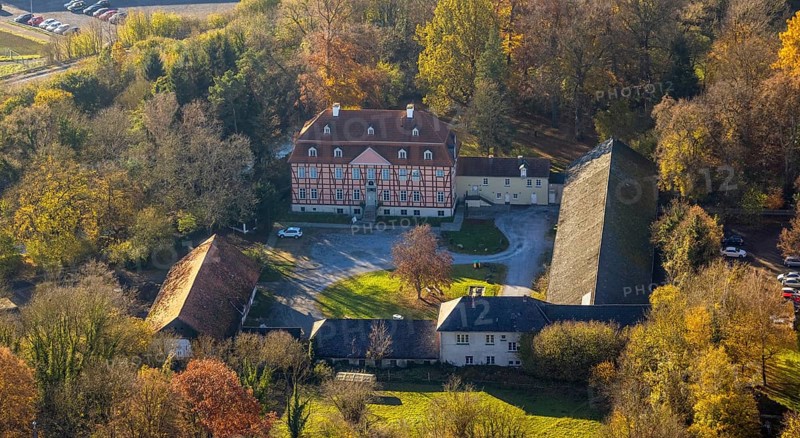 Aerial view, half-timbered house Gut Rödinghausen with the Menden Industrial Museum in the district of Lendringsen in Menden, Sauerland, North Rhine-Westphalia, Germany, aristocratic residence, DE, Europe, half-timbered houses, manor house, aerial view, aerial photography, aerial photography, Menden, overview, bird's-eye view, overview
