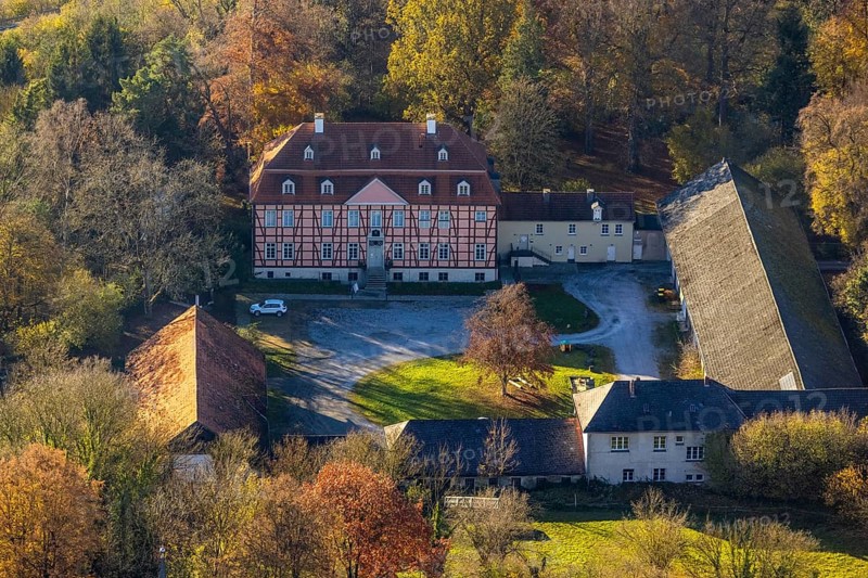Aerial view, half-timbered house Gut Rödinghausen with the Menden Industrial Museum in the district of Lendringsen in Menden, Sauerland, North Rhine-Westphalia, Germany, aristocratic residence, DE, Europe, half-timbered houses, manor house, aerial view, aerial photography, aerial photography, Menden, overview, bird's-eye view, overview