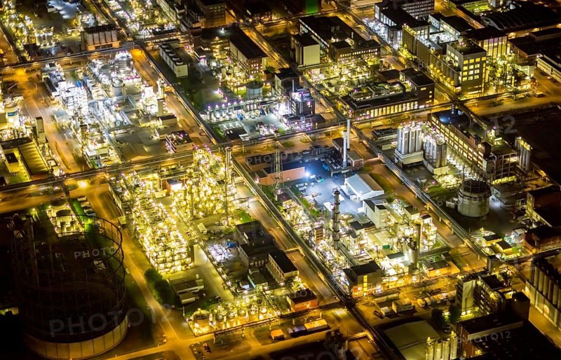 Aerial view, chemical park Marl, chemical zone, Marl, Ruhr area, North Rhine-Westphalia, Germany, DE, twilight photography, Europe, commercial area, commercial area, commercial location, commercial use, industrial area, industrial location, light pollution, aerial photography, aerial photography, aerial photography, night, night photography, night flight, overview, bird's eye view, illuminated streets, birds-eyes view, nightflight, overview