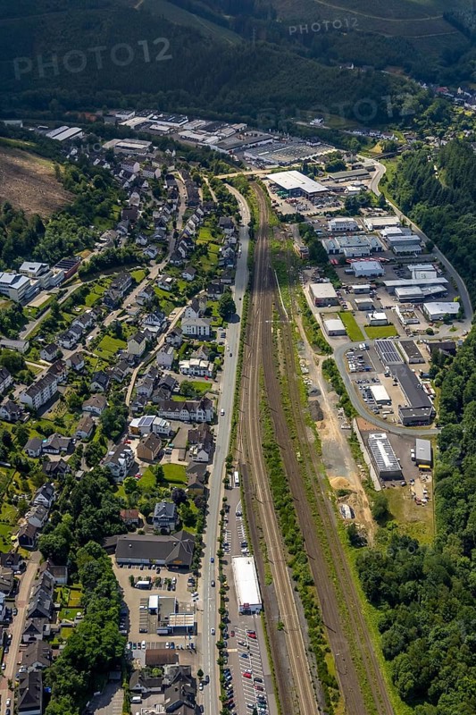 Aerial view, industrial area railway depot, Altenhundem, Lennestadt, Sauerland, North Rhine-Westphalia, Germany, railway tracks, DEU, Europe, commercial enterprises, commercial area, commercial park, commercial location, commercial use, industrial area, industrial building, industrial location, aerial photograph, aerial photography, aerial photography, overview, bird's-eye view, bird's-eye view, overview