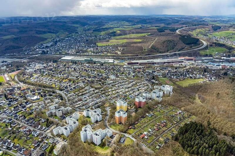 Aerial view, residential area with high-rise buildings on Eggersten Ring, Kreuztal, Sauerland, North Rhine-Westphalia, Germany, DE, Europe, property tax, high-rise housing estate, high-rise buildings, real estate, Siegen-Wittgenstein district, aerial view, aerial photography, aerial photography, apartment buildings, overview, bird's-eye view, residential area, residential buildings, residential quality, residential neighbourhood, housing estate, birds-eyes view, overview