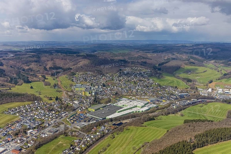 Aerial view, aerial view of Krombach with Krombacher Brauerei Bernhard Schadeberg GmbH, Krombach, Kreuztal, Sauerland, North Rhine-Westphalia, Germany, brewery, DE, Europe, distant view, commercial enterprises, commercial area, commercial area, commercial location, commercial use, hilly landscape, industrial area, industrial location, Siegen-Wittgenstein district, aerial view, aerial photography, aerial photography, overview, bird's eye view, birds-eyes view, overview