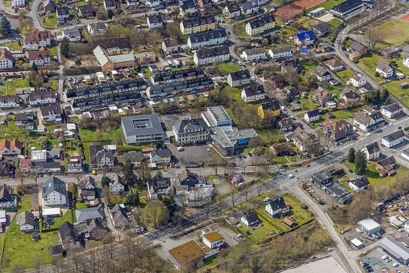 Aerial view, secondary school Eichen in the district Eichen, Kreuztal, Sauerland, North Rhine-Westphalia, Germany, education, educational institution, DE, Europe, secondary school, district Siegen-Wittgenstein, educational institute, aerial photograph, aerial photography, aerial photography, school, overview, bird's eye view, birds-eyes view, overview