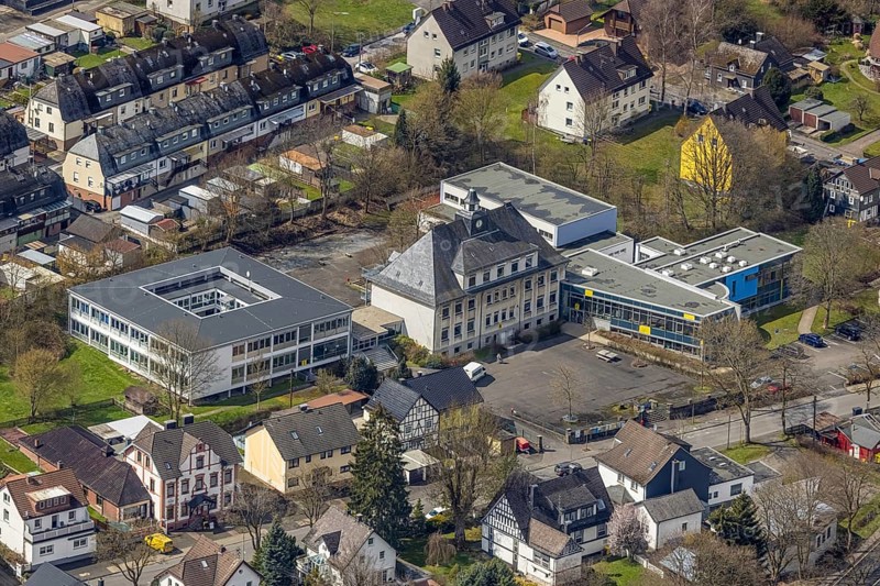 Aerial view, secondary school Eichen in the district Eichen, Kreuztal, Sauerland, North Rhine-Westphalia, Germany, education, educational institution, DE, Europe, secondary school, district Siegen-Wittgenstein, educational institute, aerial photograph, aerial photography, aerial photography, school, overview, bird's eye view, birds-eyes view, overview