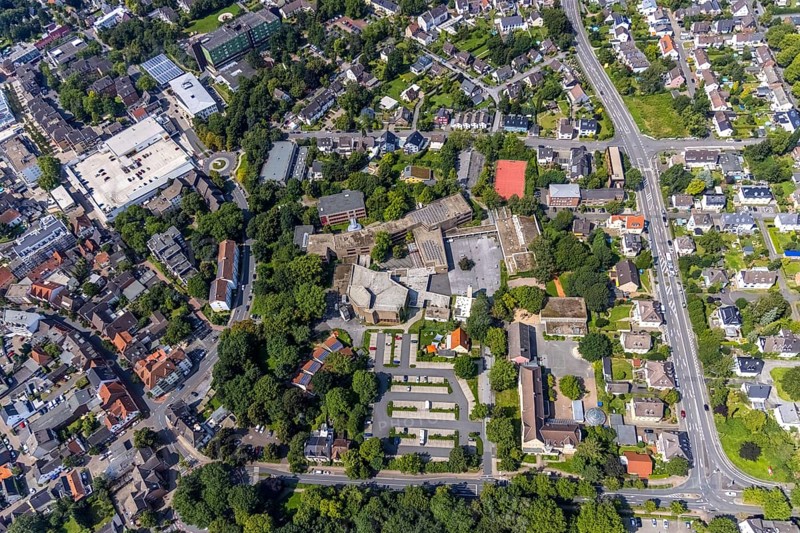 Aerial photo, Städtisches Gymnasium Kamen, Kolonie Tannenberg, Kamen, Ruhr area, North Rhine-Westphalia, Germany, education, educational institution, DE, Europe, grammar school, teaching institute, aerial photo, aerial photography, aerial photography, school, overview, bird's-eye view, birds-eyes view, overview
