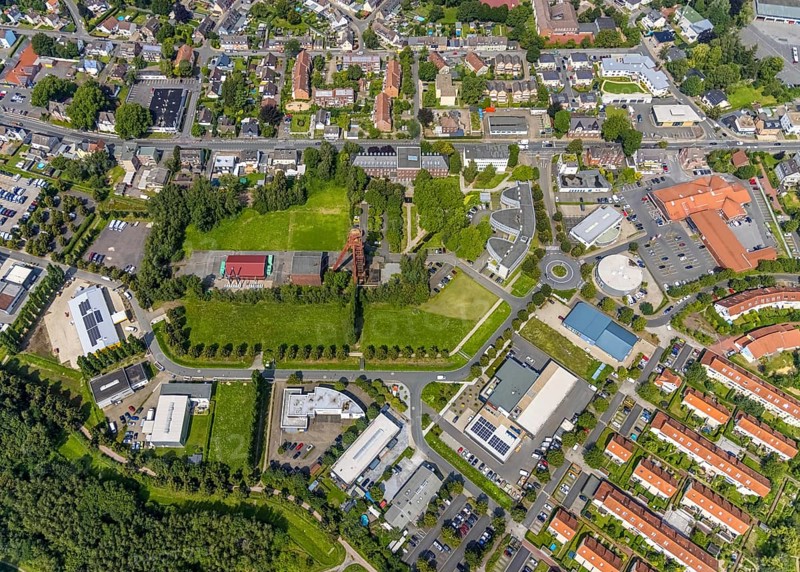 Aerial view, Start-up centre and Technopark Kamen on the former site of the Monopol Schacht Grillo colliery with winding tower Kamen, Kamen, Ruhr area, North Rhine-Westphalia, Germany, mining, DE, Europe, winding tower, commercial enterprises, commercial area, commercial location, commercial use, industrial area, industrial location, aerial view, aerial photography, aerial photography, sight, coal mine, technology park, tower, overview, bird's eye view, birds-eyes view, former mine, overview