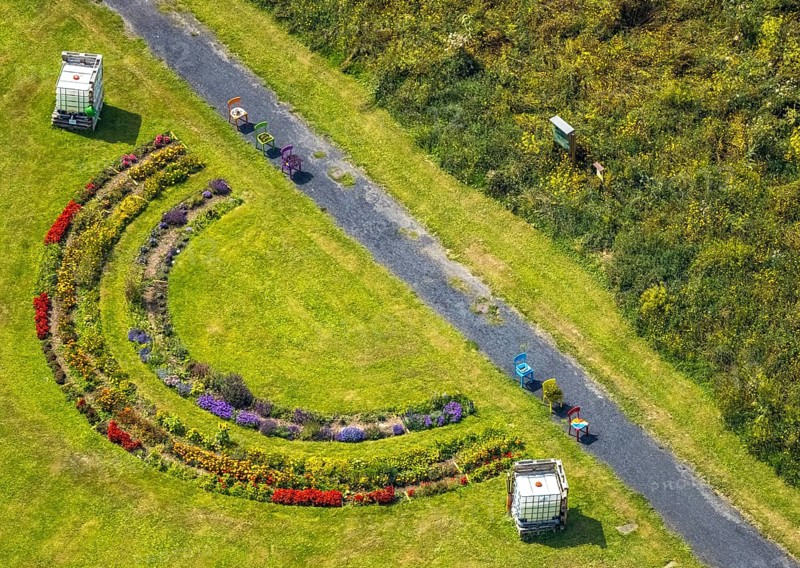 Aerial view, Methler Protestant Cemetery with rainbow bed in the Methler district, Kamen, Ruhr area, North Rhine-Westphalia, Germany, burial ground, flower field, DE, Europe, shapes and colours, cemetery, memorial site, Gottesacker, graves, burial ground, aerial photograph, aerial photography, aerial photography, rainbow field, resting place, overview, bird's-eye view, bird's-eye view, overview
