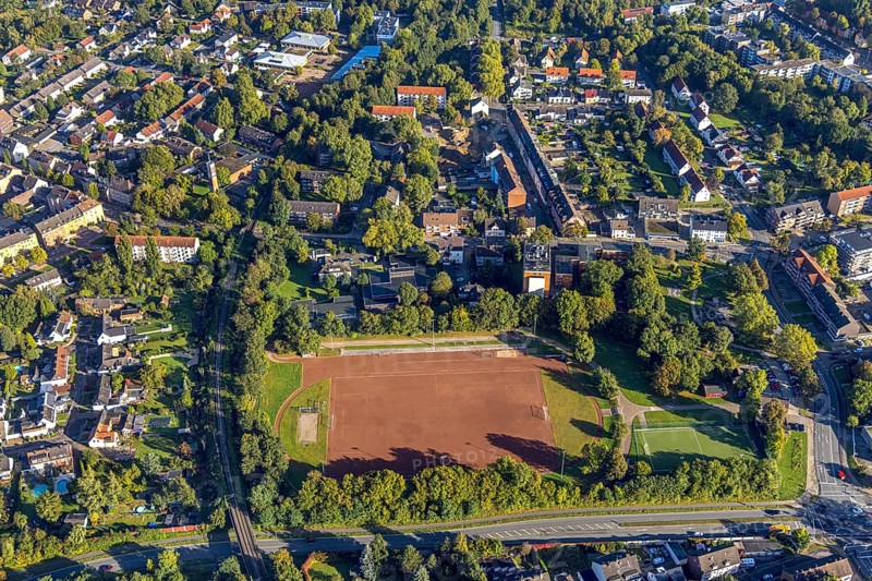 Aerial view, sports facility on Gelsenkircher Straße in the Wanne district of Herne, Ruhr area, North Rhine-Westphalia, Germany, DE, Europe, football pitch, football stadium, Herne, aerial view, aerial photography, aerial photography, sports, sports facilities, sports field, sports venue, overview, bird's-eye view, overview