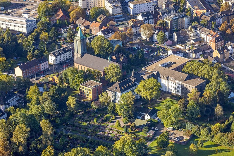 Aerial view, St. Marien Church and St. Marien Hospital Eickel in the district of Eickel in Herne, Ruhr area, North Rhine-Westphalia, Germany, place of worship, DE, Europe, healthcare, religious community, place of worship, holy place, Herne, hospital, church, parish, clinic, clinic centre, denomination, hospital, aerial photograph, aerial photography, aerial photography, medical facility, medical aid, religion, religious site, overview, bird's-eye view, birds-eyes view, overview, medical care