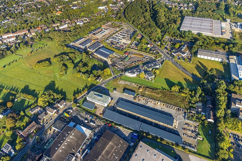 Aerial view, Herne recycling centre and new central depot on Meesmannstraße in the district of Holsterhausen in Herne, Ruhr area, North Rhine-Westphalia, Germany, DE, Europe, commercial enterprises, commercial area, commercial site, commercial use, Herne, vehicle licensing authority, aerial view, aerial photography, aerial photography, recycling centre, overview, bird's eye view, Herne recycling centre, bird's eye view, overview