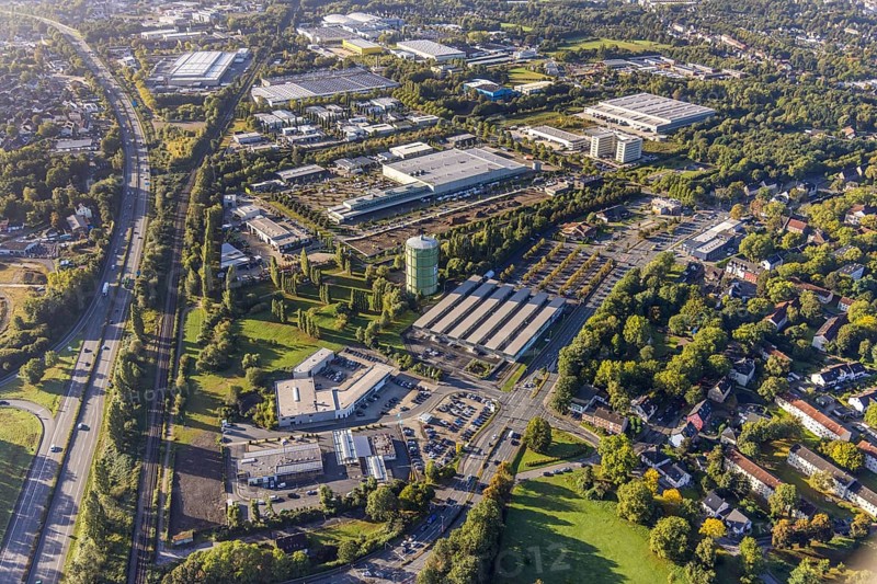 Aerial view, Gasometer Herne and commercial area Koniner Straße in the district Holsterhausen in Herne, Ruhr area, North Rhine-Westphalia, Germany, DE, DECATHLON Herne, Europe, commercial enterprises, commercial area, commercial location, commercial use, Herne, industrial area, industrial location, aerial photograph, aerial photography, aerial photography, overview, bird's eye view, birds-eyes view, overview