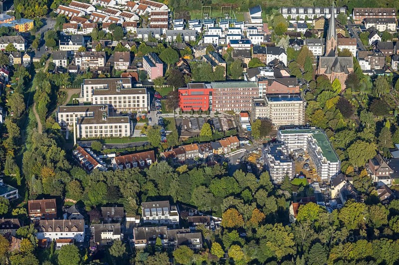 Aerial view, Widumer Höfe construction site at the Campus St. Elisabeth Group with eight educational institutions in the Sodingen district of Herne, Ruhr area, North Rhine-Westphalia, Germany, construction work, construction area, building site, building plots, construction project, construction site, educational institution, DE, Europe, Herne, Kath. Kliniken Rhein-Ruhr, aerial view, aerial photography, aerial photography, new building, overview, bird's-eye view, overview