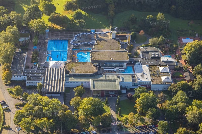 Aerial view, LAGO Die Therme Wellness-Center im Revierpark Gysenberg im Stadtteil Börnig in Herne, Ruhr area, North Rhine-Westphalia, Germany, DE, Europe, Gysenbergpark, Herne, aerial view, aerial photography, aerial photography, sauna, brine world, overview, bird's eye view, water worlds, wellness, birds-eyes view, overview