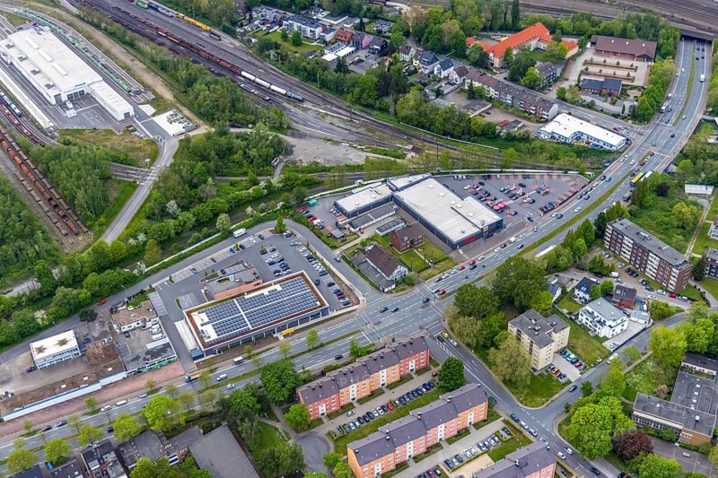 Aerial view, commercial area Dorstener Straße, local supply centre, Wanne-Süd, Herne, Ruhr area, North Rhine-Westphalia, Germany, Aldi supermarket, DE, shopping centre, Europe, aerial view, aerial photography, aerial photography, Rewe supermarket, overview, bird's eye view, birds-eyes view, overview