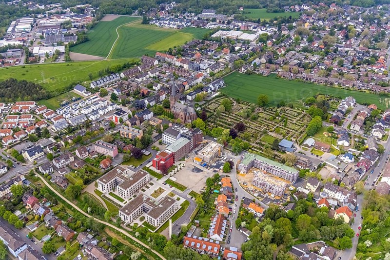 Aerial view, construction site campus of the St. Elisabeth Group, Widumer Höfe retirement homes, Ruhr education centre, Sodingen, Herne, Ruhr area, North Rhine-Westphalia, Germany, retirement home, construction work, construction, construction area, building site, building plots, construction project, construction site, care and nursing, DE, Europe, aerial view, aerial photography, aerial photography, new construction, care facility, retirement home, retirement residence, retirement home, senior centre, overview, bird's eye view, bird's eye view, overview