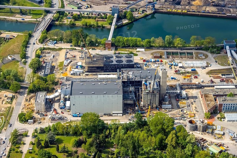 Aerial view, STEAG combined heat and power plant Herne, construction site new gas and steam power plant, Baukau-West, Herne, Ruhr area, North Rhine-Westphalia, Germany, construction work, construction, construction area, construction site, construction project, construction site, DE, E-Werk, Europe, district heating, CCGT power plant, Hertener Straße, power plant, aerial view, aerial photography, aerial photography, new construction, coal-fired power plant, overview, bird's eye view, birds-eyes view, overview