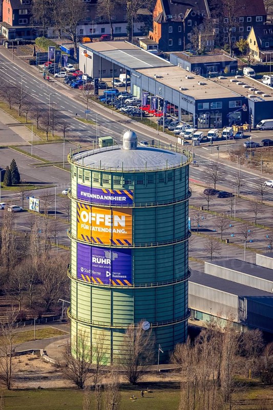 Aerial view, gasometer Herne, industrial area at the Lindenallee, Holsterhausen, Herne, Ruhr area, North Rhine-Westphalia, Germany, DE, Europe, commercial enterprises, commercial area, commercial park, commercial location, commercial use, industrial plants, industrial area, industrial location, aerial photograph, aerial photography, aerial photography, overview, bird's-eye view, birds-eyes view, overview