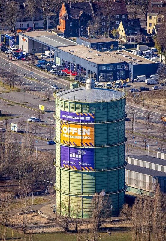 Aerial view, gasometer Herne, industrial area at the Lindenallee, Holsterhausen, Herne, Ruhr area, North Rhine-Westphalia, Germany, DE, Europe, commercial enterprises, commercial area, commercial park, commercial location, commercial use, industrial plants, industrial area, industrial location, aerial photograph, aerial photography, aerial photography, overview, bird's-eye view, birds-eyes view, overview