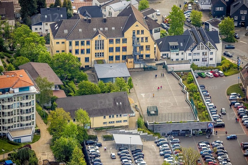 Aerial view, play area at an Aldi supermarket in Stiftsstraße, Herdecke, Ruhr area, North Rhine-Westphalia, Germany, Aldi supermarket, DE, Europe, aerial view, aerial photography, aerial photography, playground, overview, bird's-eye view, overview