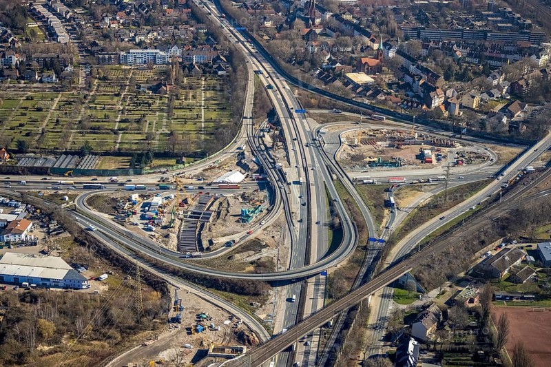 Aerial view, Herne motorway junction with new Baukau tunnel from the A43 to the A42, Baukau-West, Herne, Ruhr area, North Rhine-Westphalia, Germany, A42 motorway, A43 motorway, motorway junction, DE, Europe, distant view, aerial view, aerial photography, aerial photography, Rhine-Ruhr metropolitan region, road traffic, overview, traffic volume, bird's eye view, bird's eye view, overview