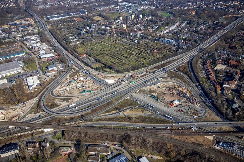 Aerial view, Herne motorway junction with new Baukau tunnel from the A43 to the A42, Baukau-West, Herne, Ruhr area, North Rhine-Westphalia, Germany, A42 motorway, A43 motorway, motorway junction, DE, Europe, distant view, aerial view, aerial photography, aerial photography, Rhine-Ruhr metropolitan region, road traffic, overview, traffic volume, bird's eye view, bird's eye view, overview