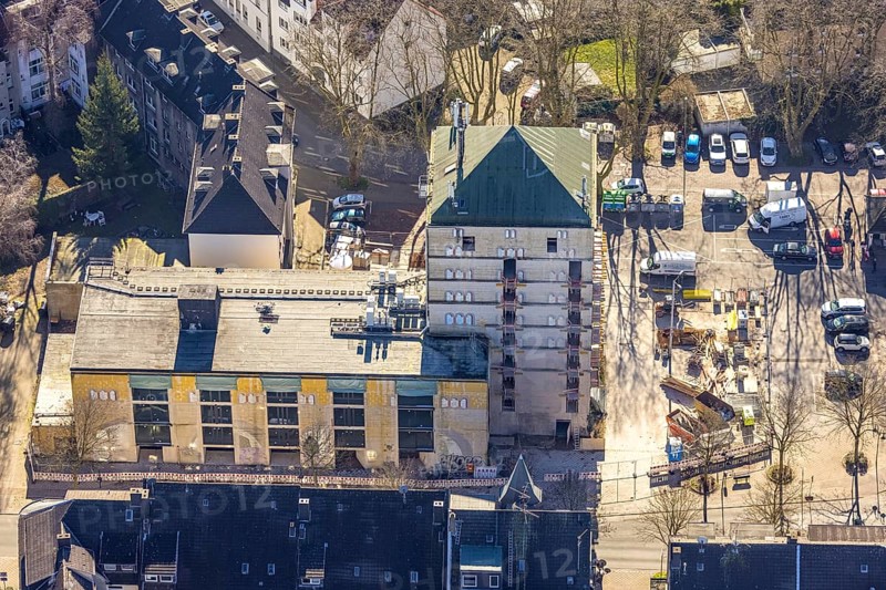 Aerial view, construction site World War II bunker with new flats, Kurt-Edelhagen-Platz, Sodingen, Herne, Ruhr area, North Rhine-Westphalia, Germany, construction work, construction area, construction site, building plots, construction project, construction site, bunker, DE, Europe, property tax, high-rise bunker, high-rise building, real estate, aerial view, aerial photography, aerial photography, tower, overview, bird's-eye view, residential complex, living and living, residential buildings, quality of living, residential neighbourhood, birds-eyes view, overview