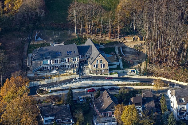 Aerial view, construction site and new building for a Waldorf kindergarten on Bergweg in the Westende district of Herdecke, Ruhr area, North Rhine-Westphalia, Germany, DE, Europe, Herdecke, kindergarten, day nursery, day care centre, day nursery, aerial photography, aerial photography, overview, bird's-eye view, overview