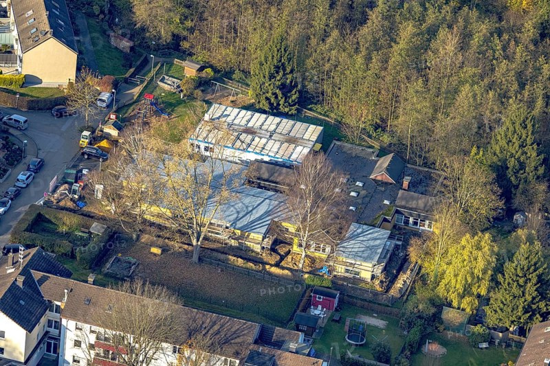 Aerial view, construction site with extension kindergarten Zum Kuckuck in the district Westende in Herdecke, Ruhr area, North Rhine-Westphalia, Germany, construction work, construction area, building site, building plots, construction project, construction site, DE, Europe, Herdecke, kindergarten, day-care centre, day-care centre, aerial view, aerial photography, aerial photography, new building, overview, bird's eye view, Zum Kuckuck, birds-eyes view, overview