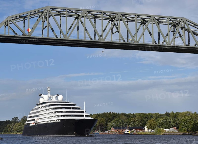 Luxury mega yacht, cruise ship Scenic Eclipse sails through the Kiel Canal, NOK, Kielkanal, Kiel Canal, Schleswig-Holstein, Germany
