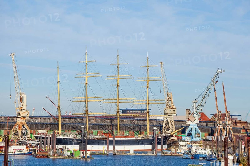 German Harbour Museum with four-masted barque Peking in the Hansa Harbour, Veddel, Hamburg, Germany