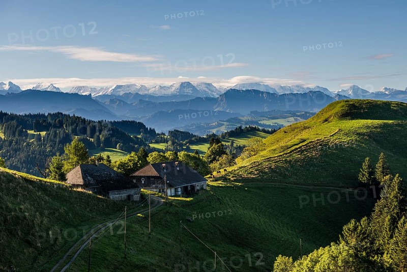 Panorama, snow-covered mountains, Bernese Oberland, view from Lüderenalp, Emmental, Canton of Bern, Switzerland